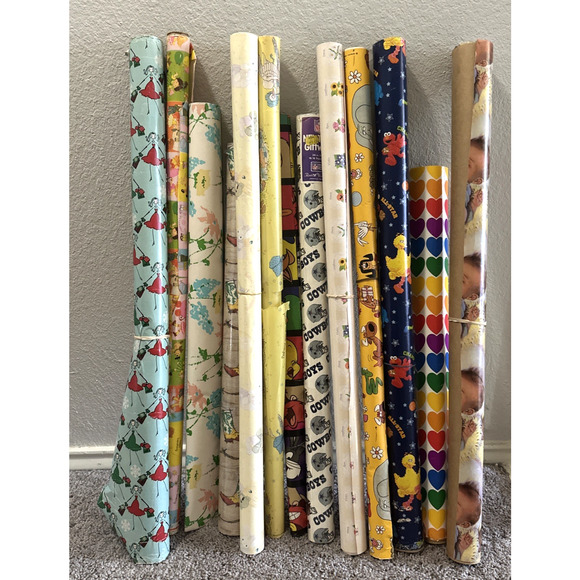 Lot Of Vintage Rolls Of Wrapping Paper 13 Count - Picture 1 of 7